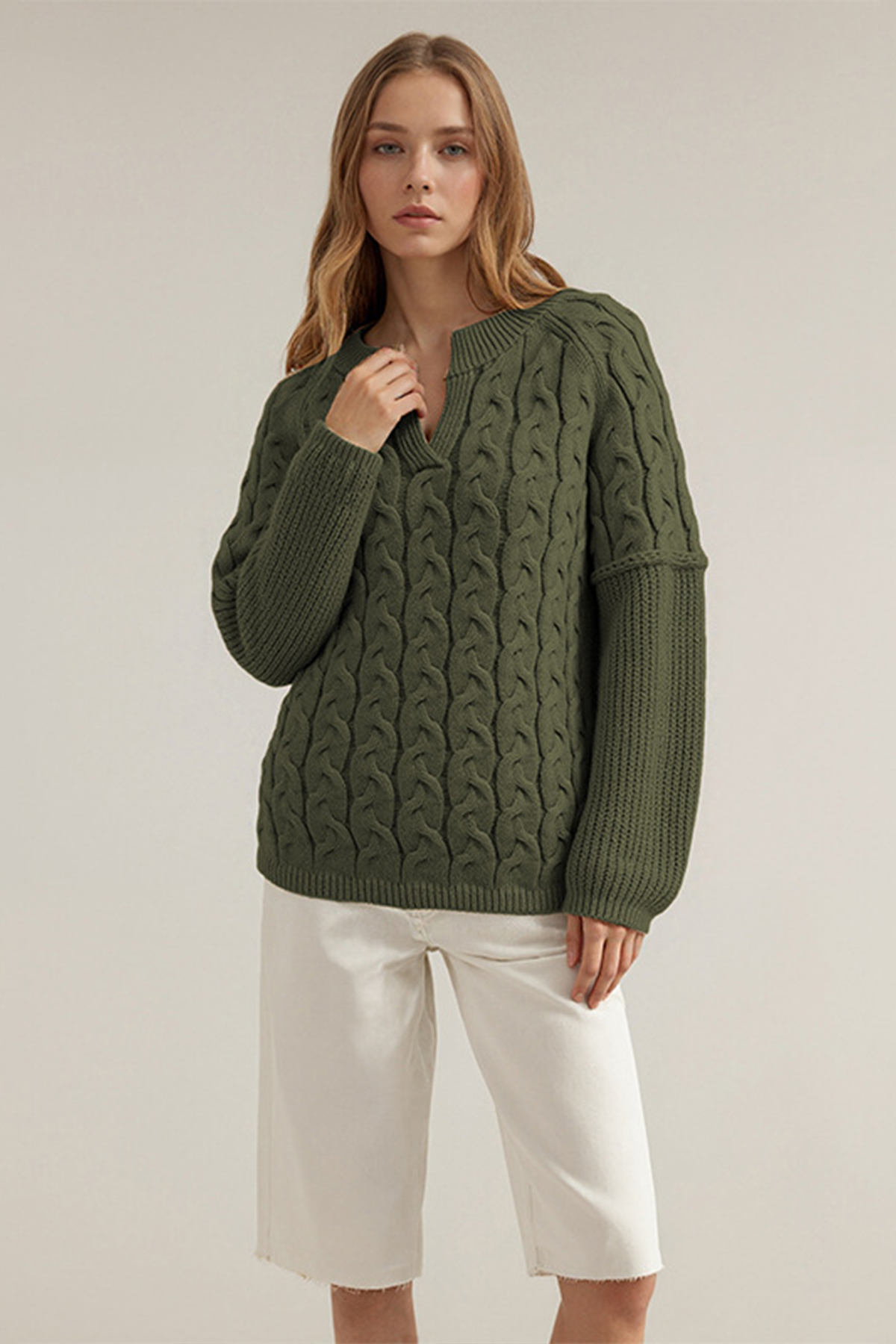 Women’s Textured Cable Knit V-Neck Sweater