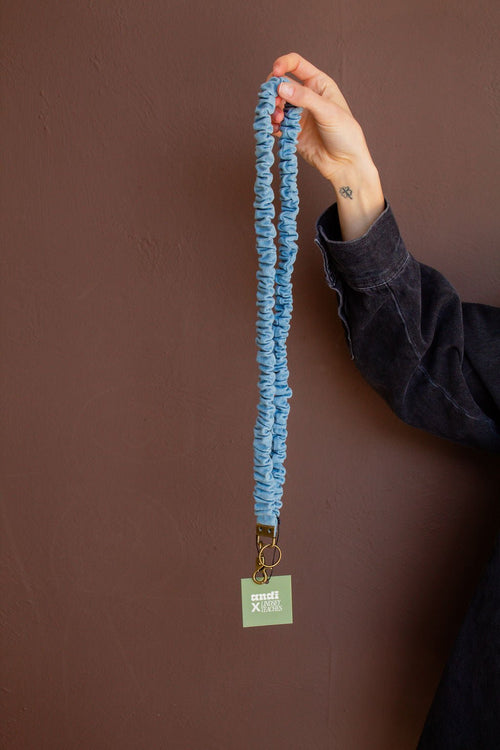 Cordon porte-badge bleu jean